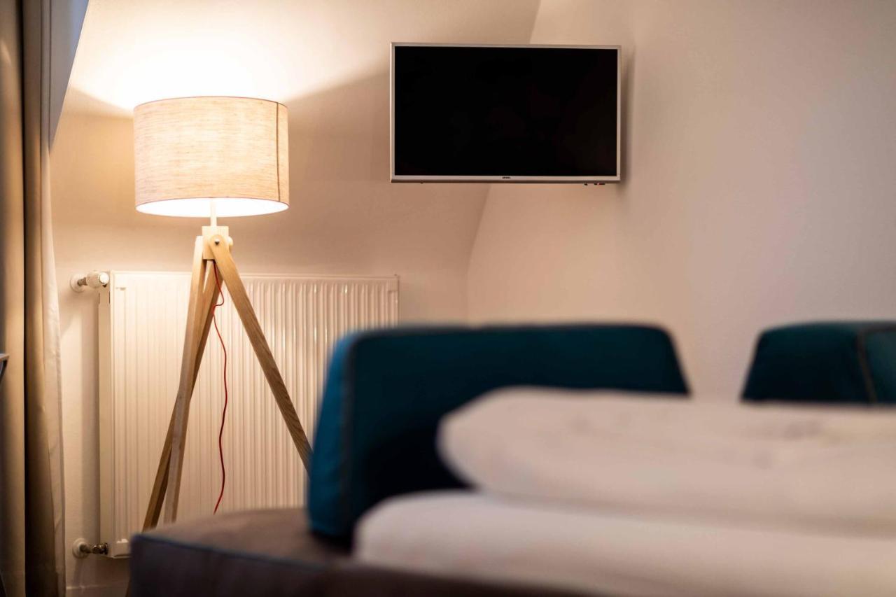 Stay Cooper L Guesthouse Zum Loewen Merano Dış mekan fotoğraf