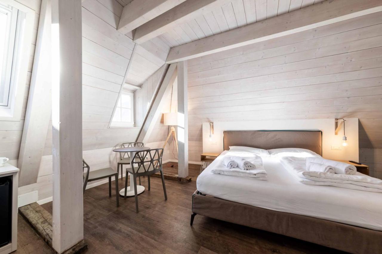 Stay Cooper L Guesthouse Zum Loewen Merano Dış mekan fotoğraf